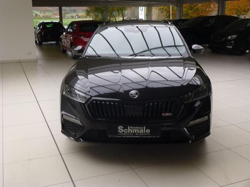 Schwarzmagic perleffekt Gebraucht 2021 Skoda Octavia RS Kombi | 36.000 € (Teuer) - Bild 1/4
