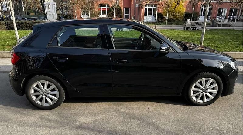 Gebraucht Audi A1 Basis 116 PS (85 kW) 2019 Schwarz SUV