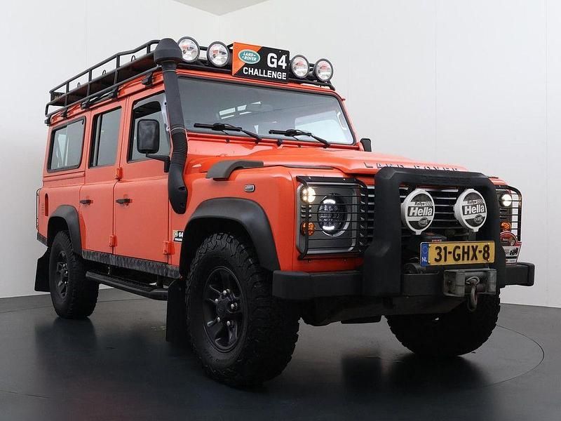 Gebraucht Land Rover Defender 122 PS (89 kW) 2008 Orange Kombi