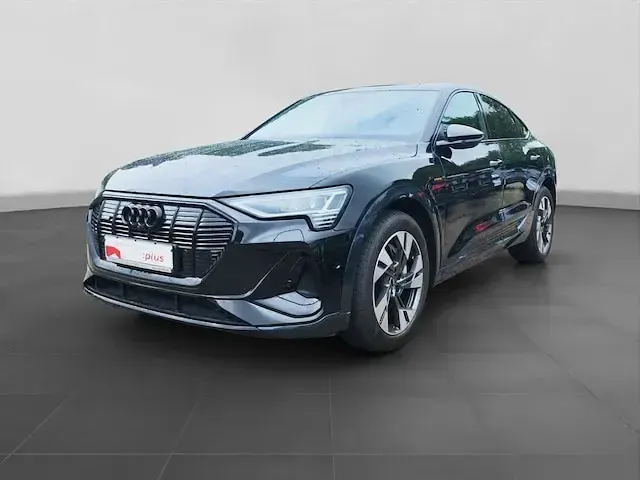 Gebraucht Audi e-tron Sportback S-Line 300 kW (408 PS) 2023 Mythosschwarz metallic SUV