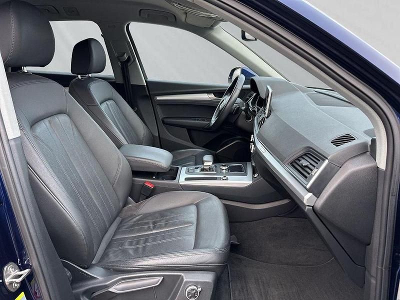 Gebraucht Audi Q5 Design 163 PS (119 kW) 2019 Navarrablau metallic SUV