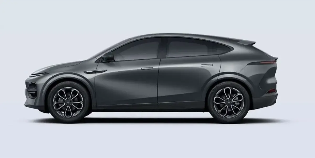 Neu XPENG G6 AWD Performance 358 kW (487 PS) 2026 Graphite gray SUV