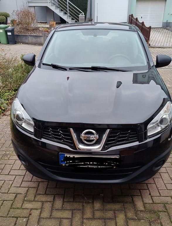 Schwarz Gebraucht 2013 Nissan Qashqai +2 Acenta SUV | 7.200 € (Fairer Preis) - Bild 1/4