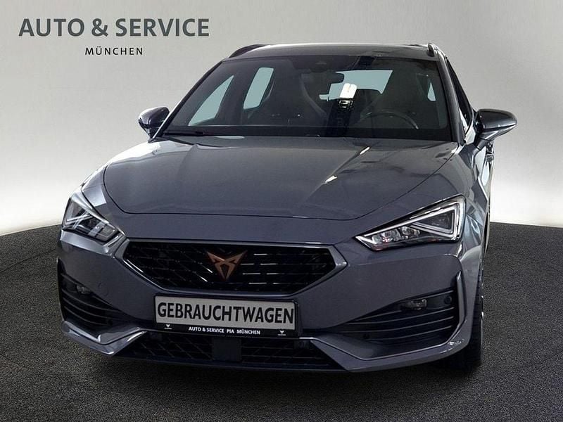 Grau Gebraucht 2022 Cupra Leon Limousine | 29.460 € (Guter Preis) - Bild 1/4