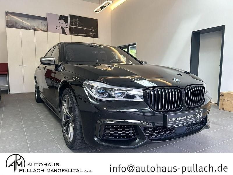 Black sapphire Gebraucht 2017 BMW M760 Performance Limousine | 47.690 € (Guter Preis) - Bild 1/4