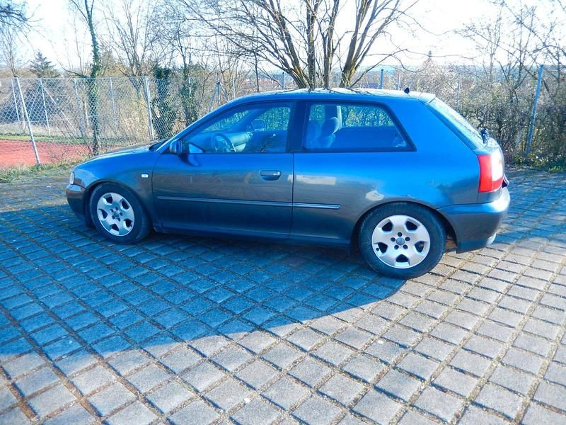 Gebraucht Audi A3 125 PS (91 kW) 2002 Grau Kleinwagen