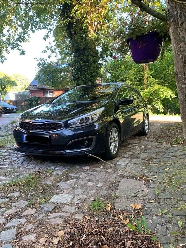 Gebraucht Kia Ceed Platinum Edition 136 PS (100 kW) 2016 Schwarz Kleinwagen