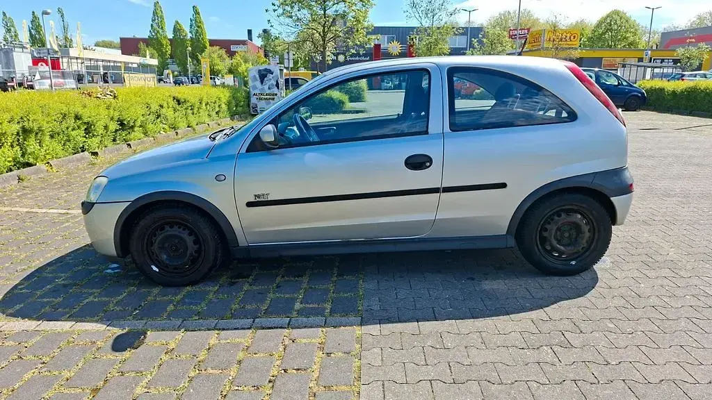 Gebraucht Opel Corsa Njoy 75 PS (55 kW) 2003 Grau Kleinwagen