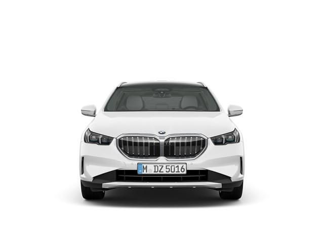Gebraucht BMW 540 Performance 286 PS (210 kW) 2025 Weiss Kombi