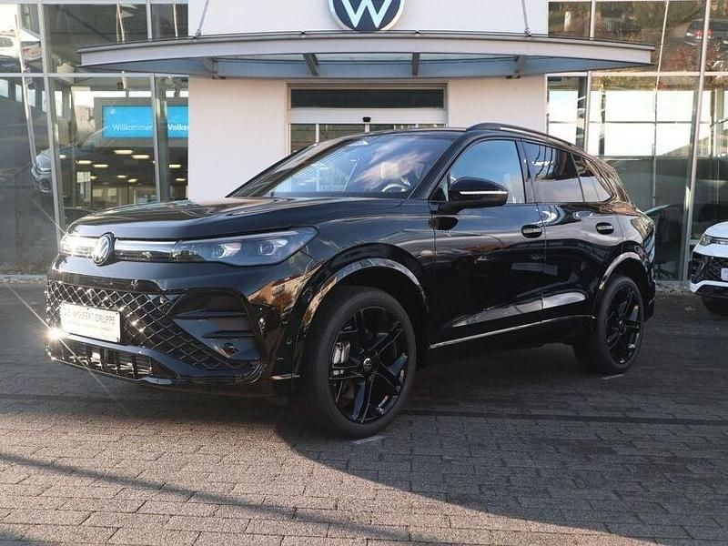 Gebraucht VW Tiguan R-line 193 PS (141 kW) 2025 Grenadillschwarz metallic SUV