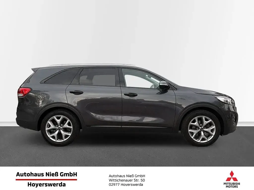 Używany Kia Sorento Platinum 200 KM (147 kW) 2017 Szary SUV