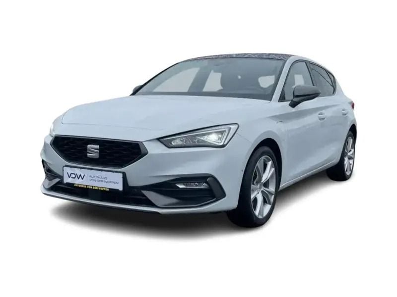 Weiß Gebraucht 2020 Seat Leon FR Limousine | 19.890 € (Fairer Preis) - Bild 1/4