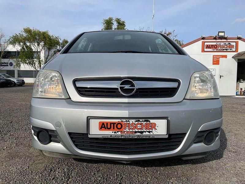 Gebraucht Opel Meriva Edition 105 PS (77 kW) 2010 Silber Van / Kleinbus