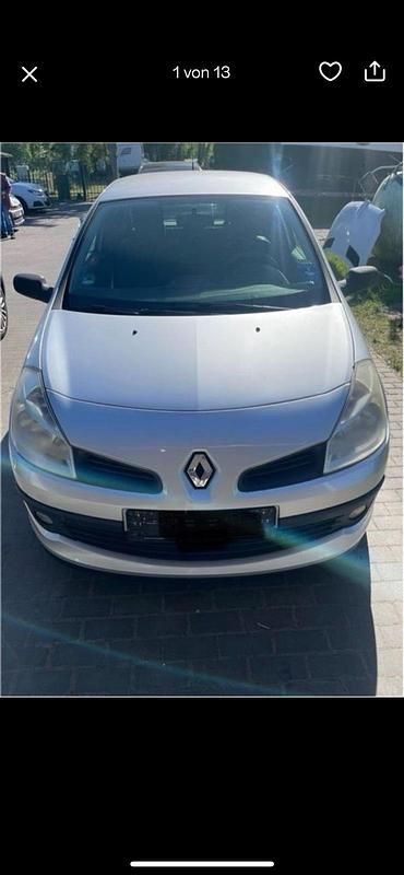 Silber Gebraucht 2008 Renault Clio II Kleinwagen | 500 € - Bild 1/4