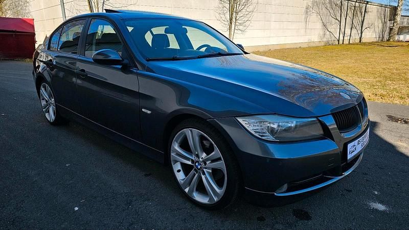 Gebraucht BMW 320 150 PS (110 kW) 2005 Limousine