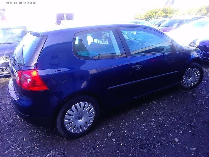 Gebraucht VW Golf IV 75 PS (55 kW) 2004 Blau Limousine