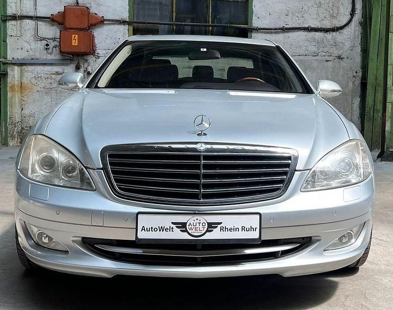 Gebraucht Mercedes S500 387 PS (284 kW) 2007 Silber Limousine