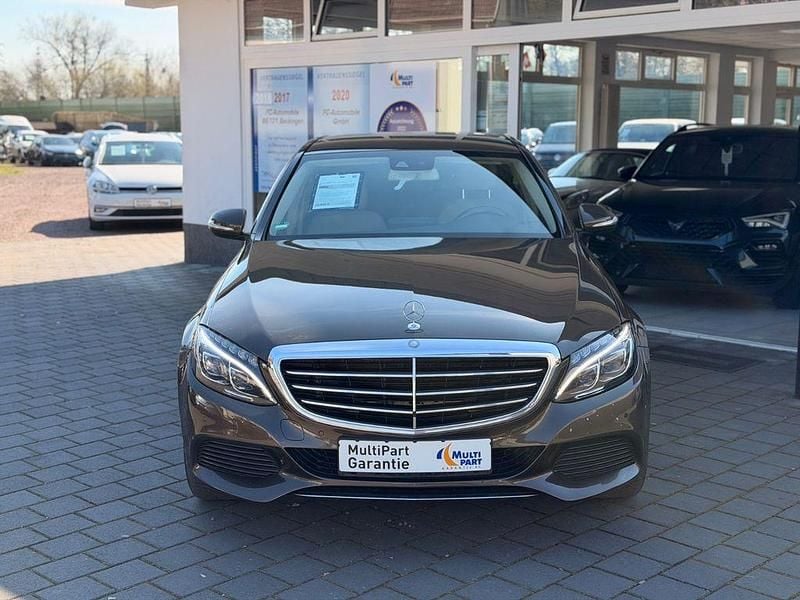 Gebraucht Mercedes C220 170 PS (125 kW) 2014 Braun Limousine