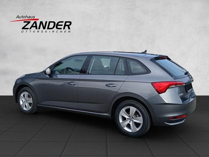 Neu Skoda Scala Selection 116 PS (85 kW) 2025 Graphitegrau Kleinwagen