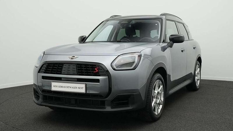 Grün Gebraucht 2024 Mini Countryman Classic SUV | 36.182 € - Bild 1/4