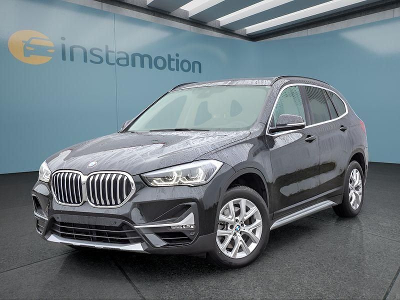 Schwarz Gebraucht 2021 BMW X1 SUV | 30.549 € (Teuer) - Bild 1/4
