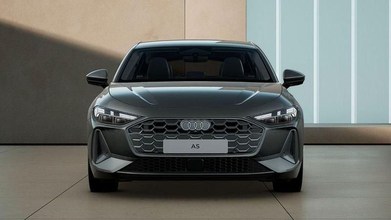 Gebraucht Audi A5 Ambiente 204 PS (150 kW) 2025 Chronosgrau metallic Limousine
