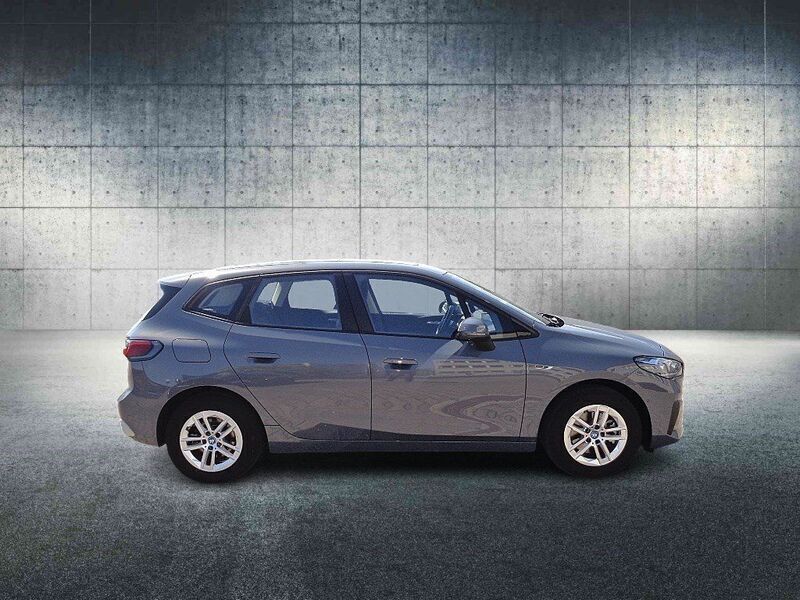 Gebraucht BMW 225 136 PS (100 kW) 2022 Sparkling kupfergrau Limousine