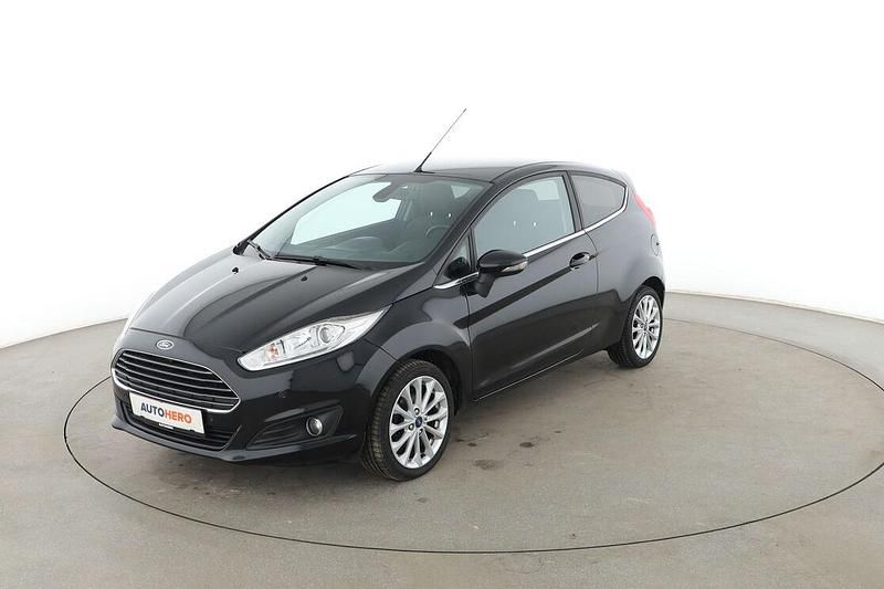 Gebraucht Ford Fiesta Titanium 125 PS (91 kW) 2016 Schwarz Limousine