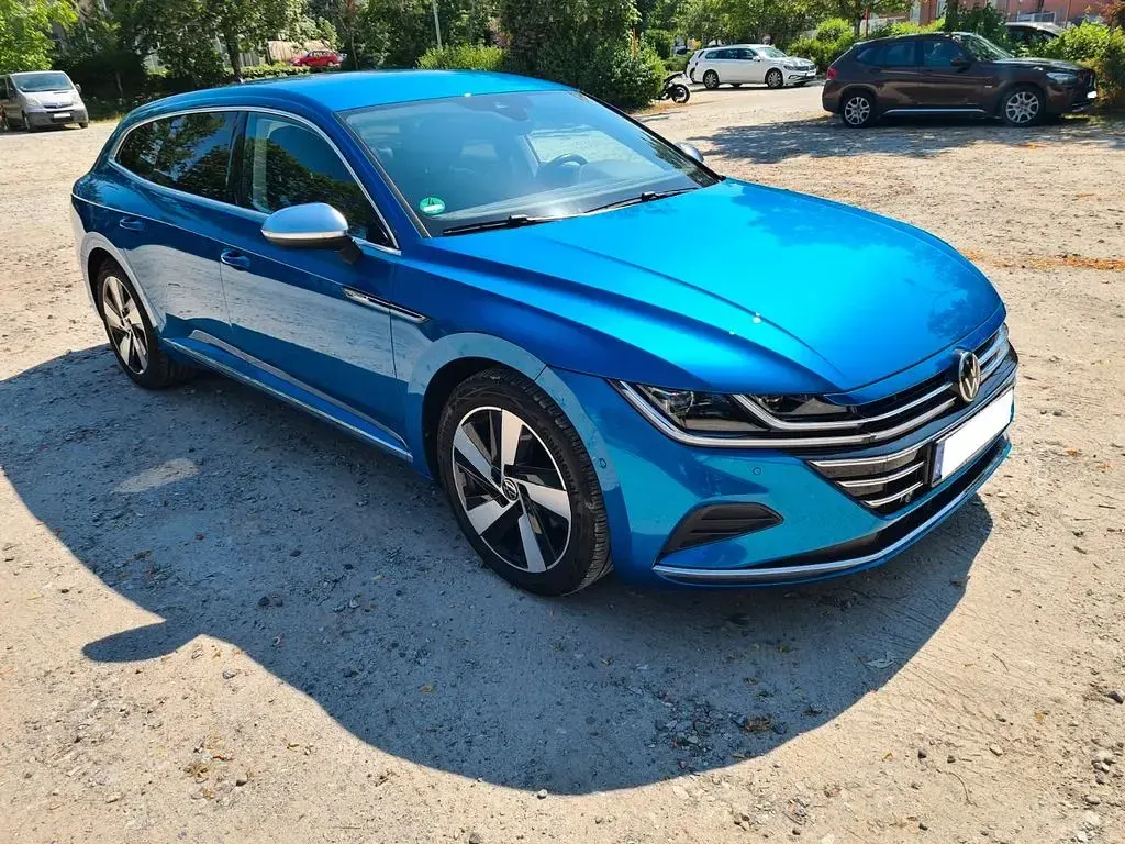 Usata VW Arteon Elegance 200 CV (147 kW) 2021 Blu Berlina