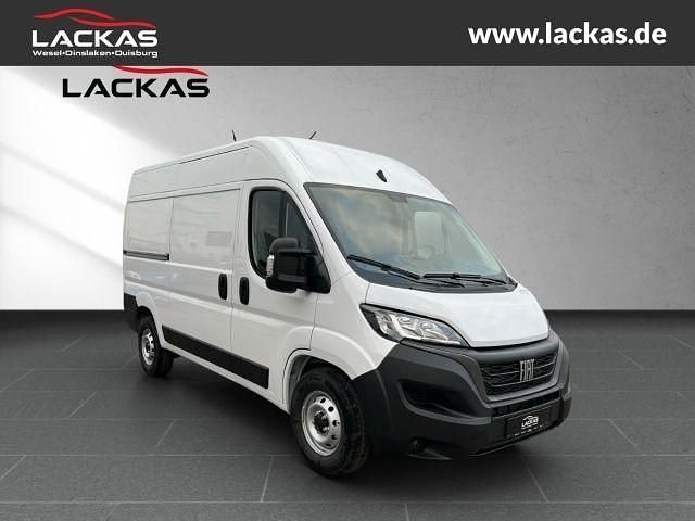 Gebraucht Fiat Ducato S 140 PS (102 kW) 2023 Weiß Van