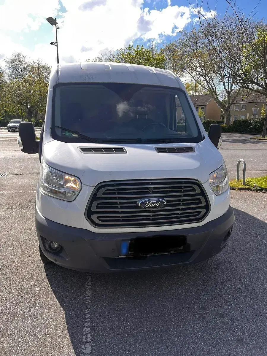 Second-hand Ford Transit Basis 131 CP (96 kW) 2018 Alb Monovolum