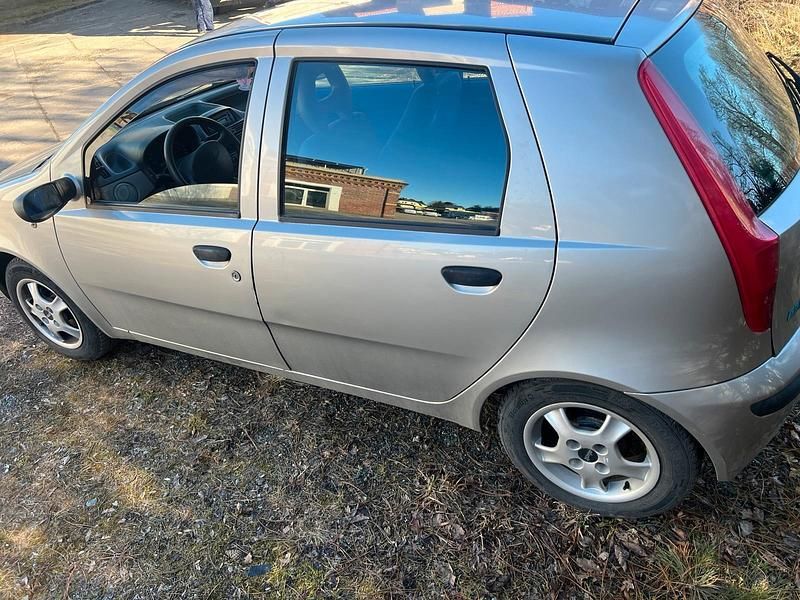 Gebraucht Fiat Punto 60 PS (44 kW) 2002 Beige Kleinwagen