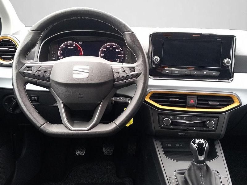 Gebraucht Seat Ibiza Style 116 PS (85 kW) 2024 Urban silber metallic Kleinwagen