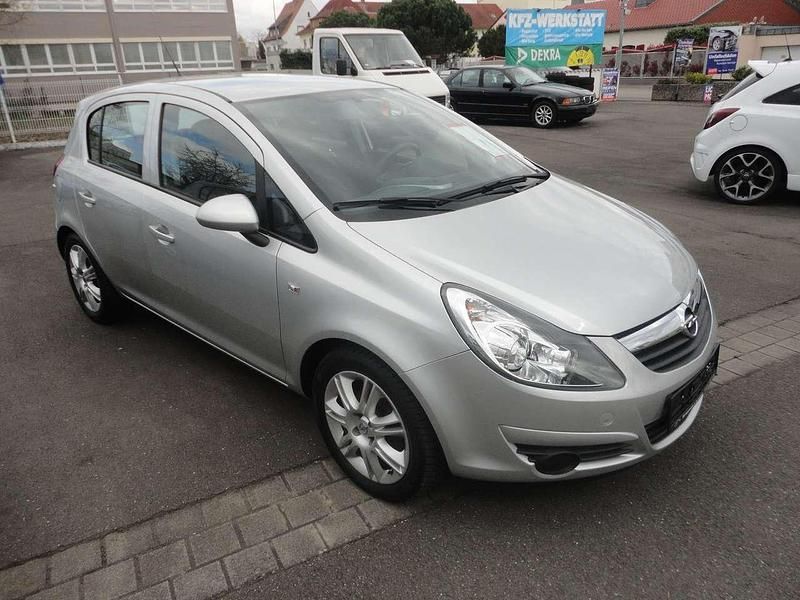 Gebraucht Opel Corsa Basis 60 PS (44 kW) 2008 Starsilber iii m2 Kleinwagen