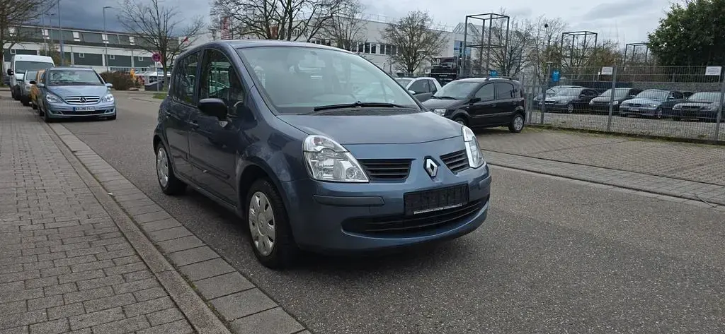 Używany Renault Modus Avantage 101 KM (74 kW) 2007 Szary Minivan