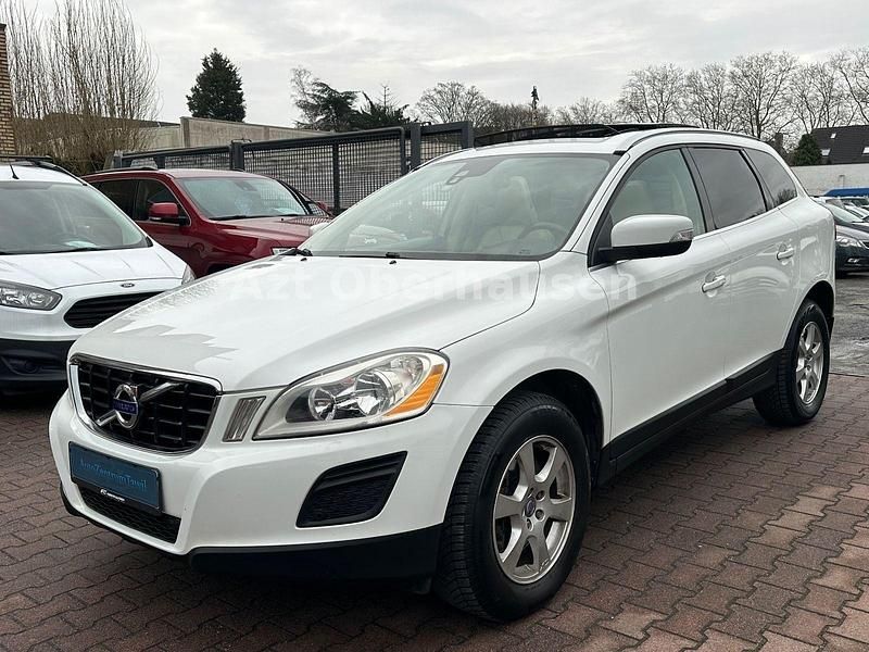 Gebraucht Volvo XC60 238 PS (175 kW) 2011 Weiß SUV