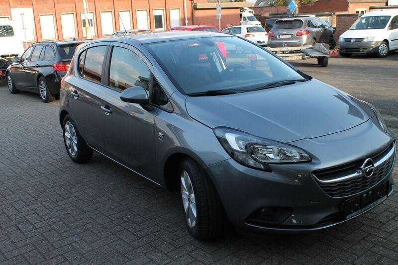 Grau Gebraucht 2019 Opel Corsa Selection Limousine | 9.950 € (Guter Preis) - Bild 1/4