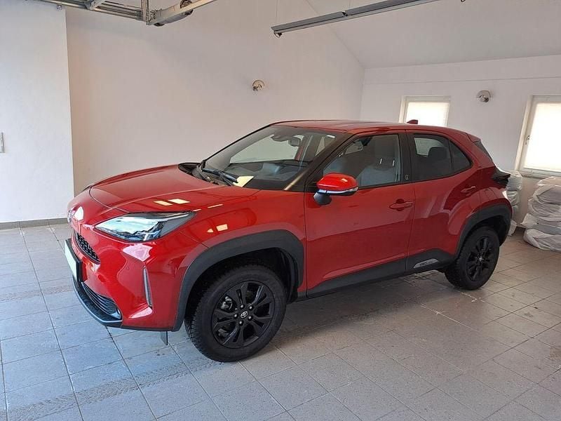 Gebraucht Toyota Yaris Cross Comfort 116 PS (85 kW) 2023 Rot SUV