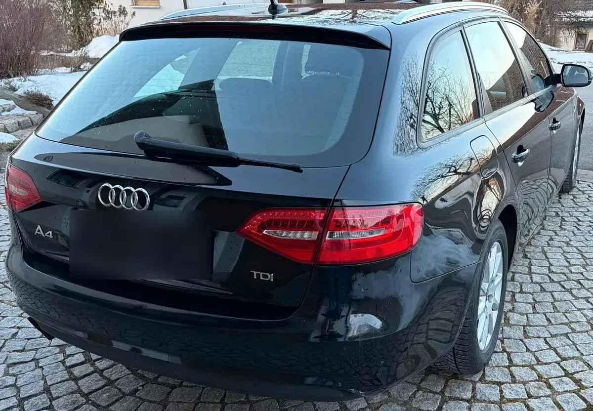 Usata Audi A4 Ambition 143 CV (105 kW) 2012 Nero Station wagon