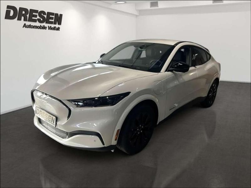 Gebraucht Ford Mustang Mach-E Premium 216 kW (294 PS) 2025 Starweiß metallic SUV