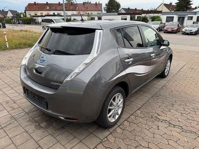 Gebraucht Nissan Leaf Acenta 80 kW (109 PS) 2016 Grau Kleinwagen