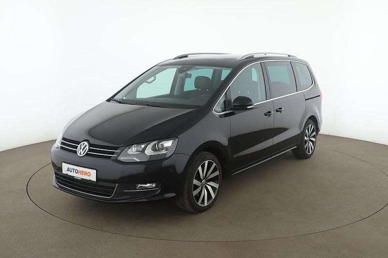 Gebraucht VW Sharan Highline 150 PS (110 kW) 2021 Schwarz Van / Kleinbus