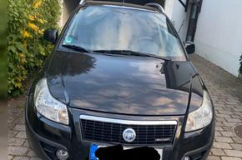 Schwarz Gebraucht 2006 Fiat Sedici Emotion SUV | 2.500 € - Bild 1/4