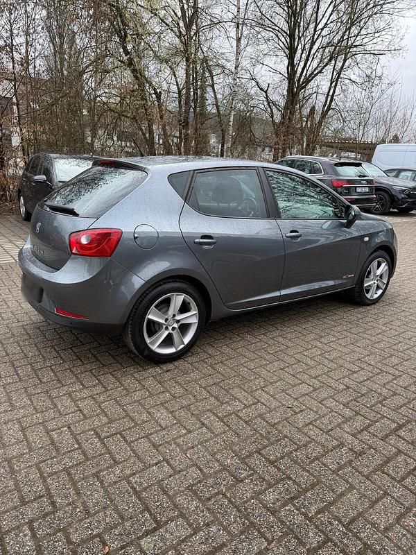 Gebraucht Seat Ibiza 69 PS (50 kW) 2012 Grau Limousine