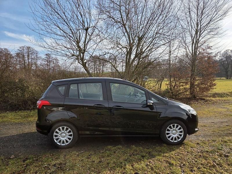 Gebraucht Ford B-MAX Trend 101 PS (74 kW) 2016 Schwarz Van / Kleinbus
