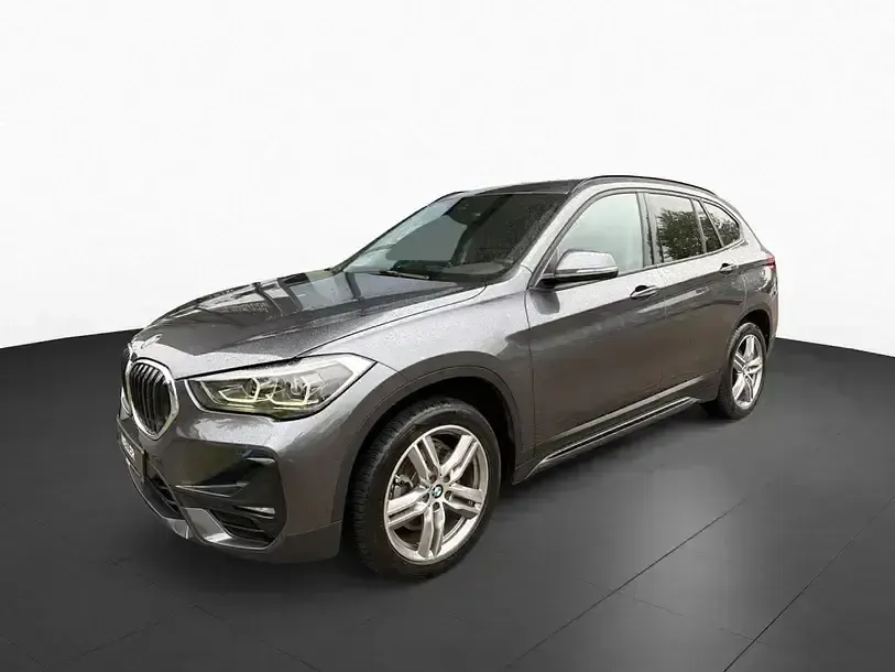 Gebraucht BMW X1 Comfort Edition 192 PS (141 kW) 2022 Mineralgrau (grau) SUV