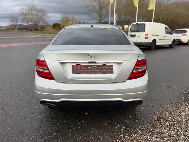 Second-hand Mercedes C250 204 CP (150 kW) 2012 Argintiu Coupe