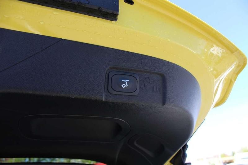 Usado Ford Puma Gen-E Premium 124 kW (169 CV) 2025 Amarillo SUV