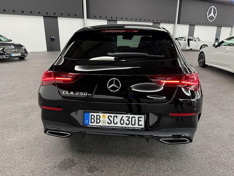 Gebraucht Mercedes CLA250e AMG line 163 PS (119 kW) 2024 Schwarz Limousine