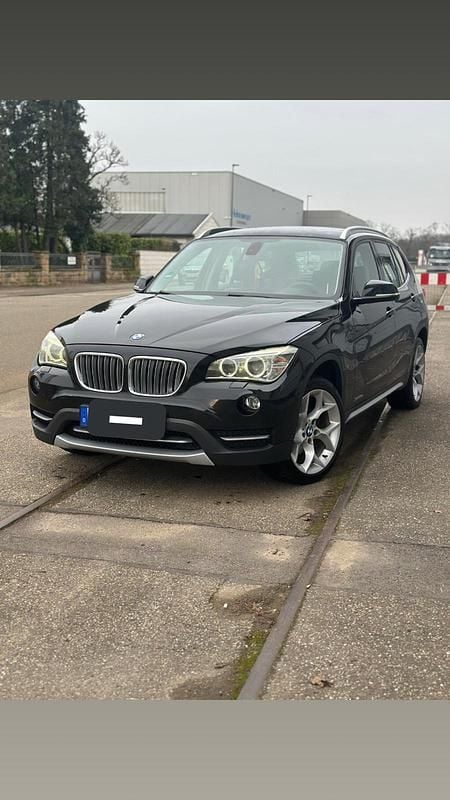 Schwarz Gebraucht 2012 BMW X1 SUV | 7.000 € (Guter Preis) - Bild 1/4